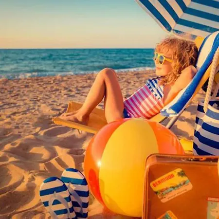 Casa Vacanze Capo Rizzuto Con Ampio Giardino-Japigium Calipso Lejlighed